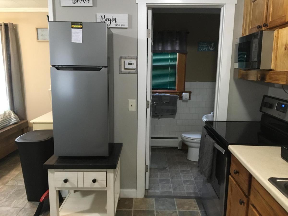 Just Like Being At Home- Newly Renovated Unit North Troy Extérieur photo
