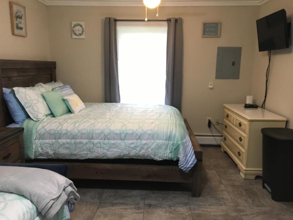 Just Like Being At Home- Newly Renovated Unit North Troy Extérieur photo