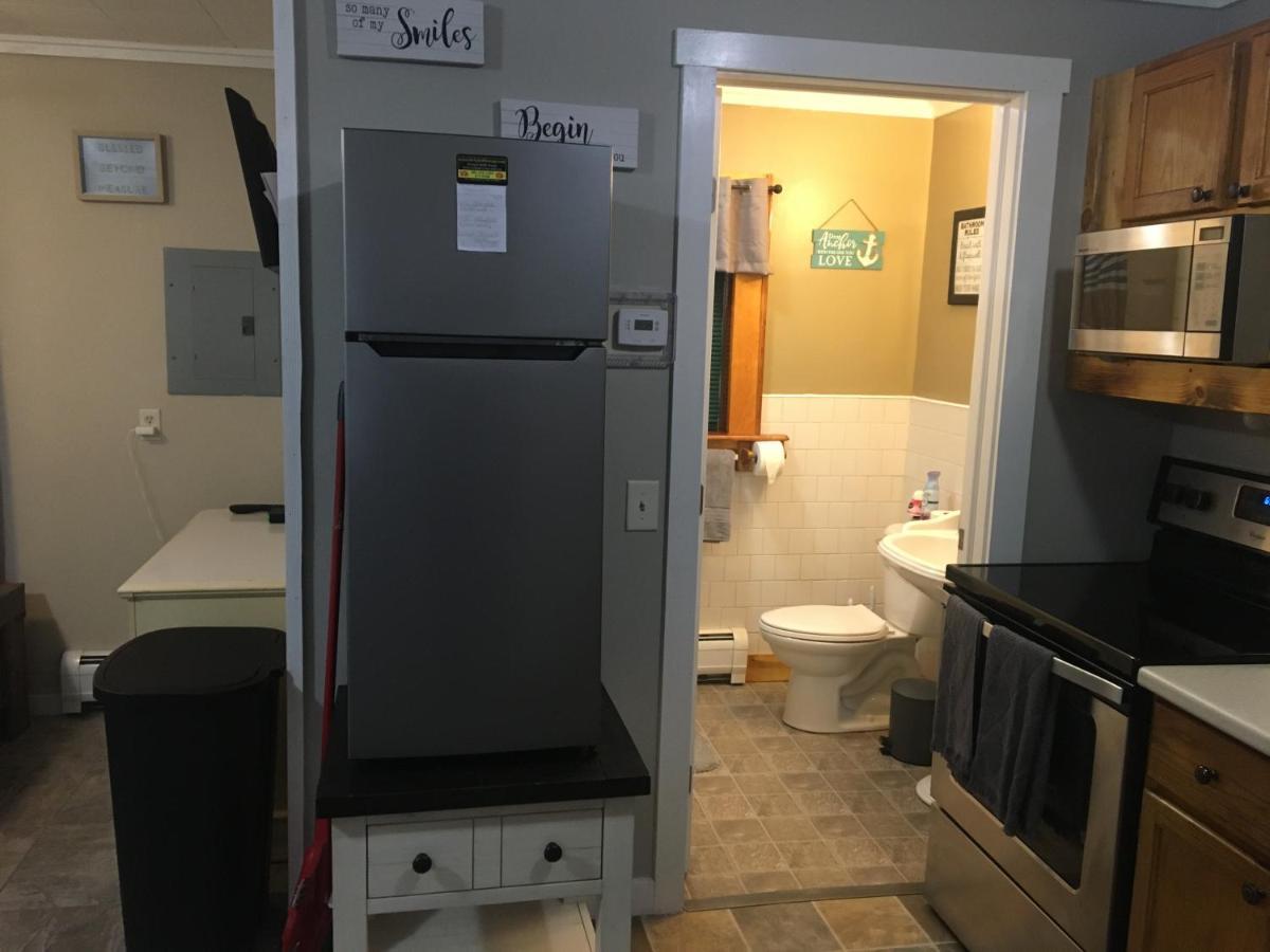 Just Like Being At Home- Newly Renovated Unit North Troy Extérieur photo